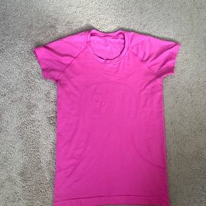 Lululemon sonic pink swiftly tech
